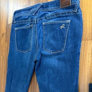 DL1961 Women's Deep Blue Kate Slim Staight Jeans